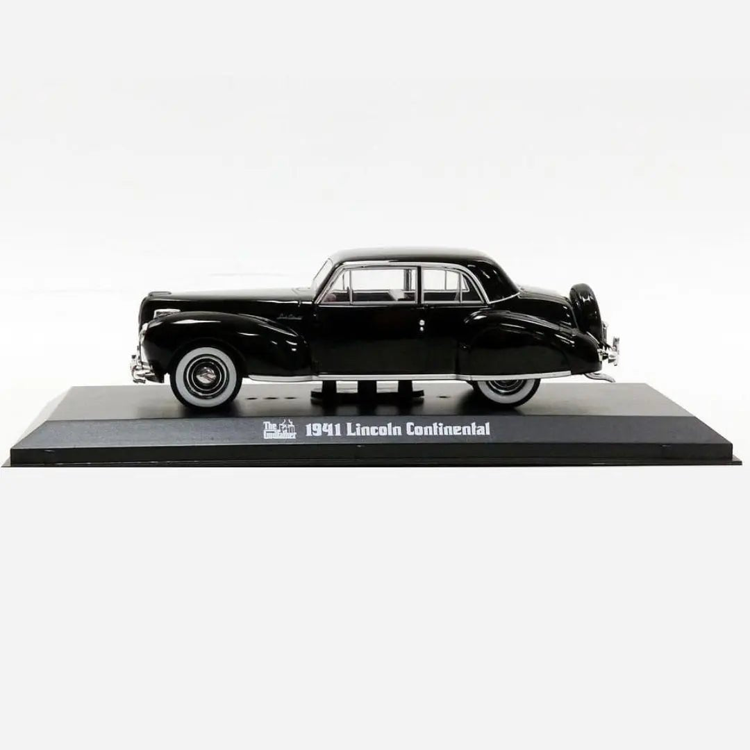 The Godfather 1941 Lincoln Continental 1:43 Scale Die - Cast Car by Greenlight Collectibles - IBRELIA