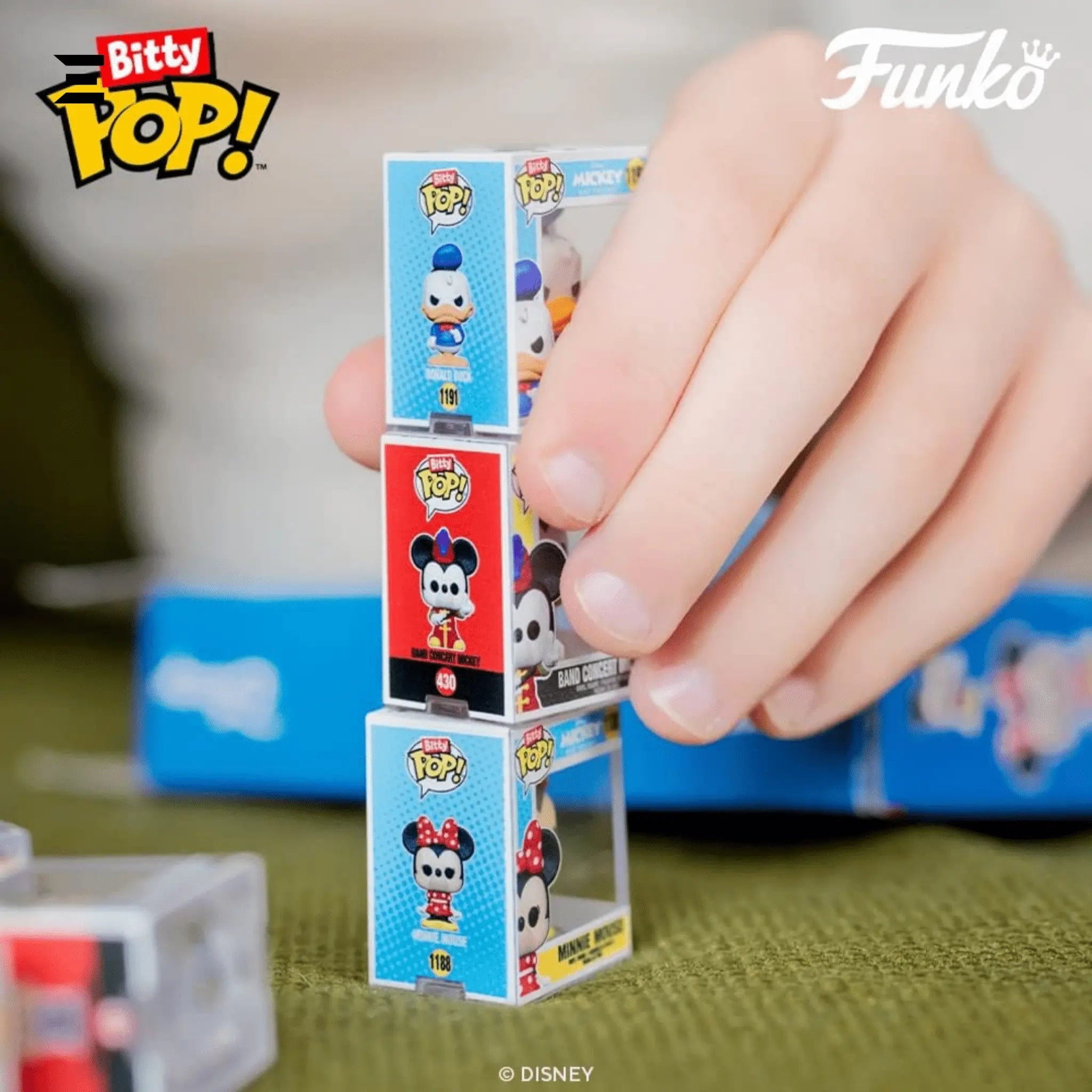 Funko Bitty Pop! Disney Classics 4 - Pack – Minnie Mouse, Daisy Duck, Donald Duck & Mystery Mini Figure | Complete Disney Character Line - Up | IBRELIA™ Collectibles - IBRELIA