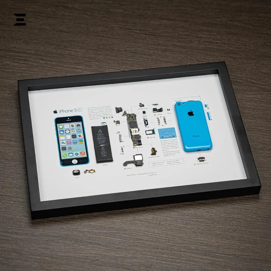 iPhone 5C Tech Frame – Disassembled Phone Artwork in A3 (18×12) Premium Frame - IBRELIA
