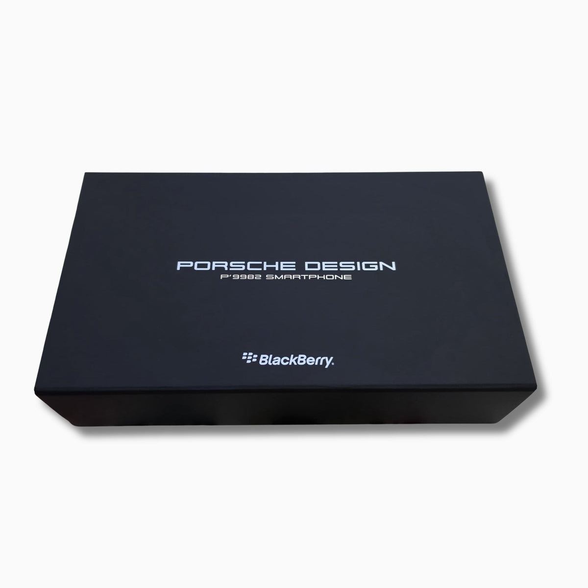 BlackBerry Porsche Design P’9982 – Brand New Collector’s Set with Original Box & Accessories
