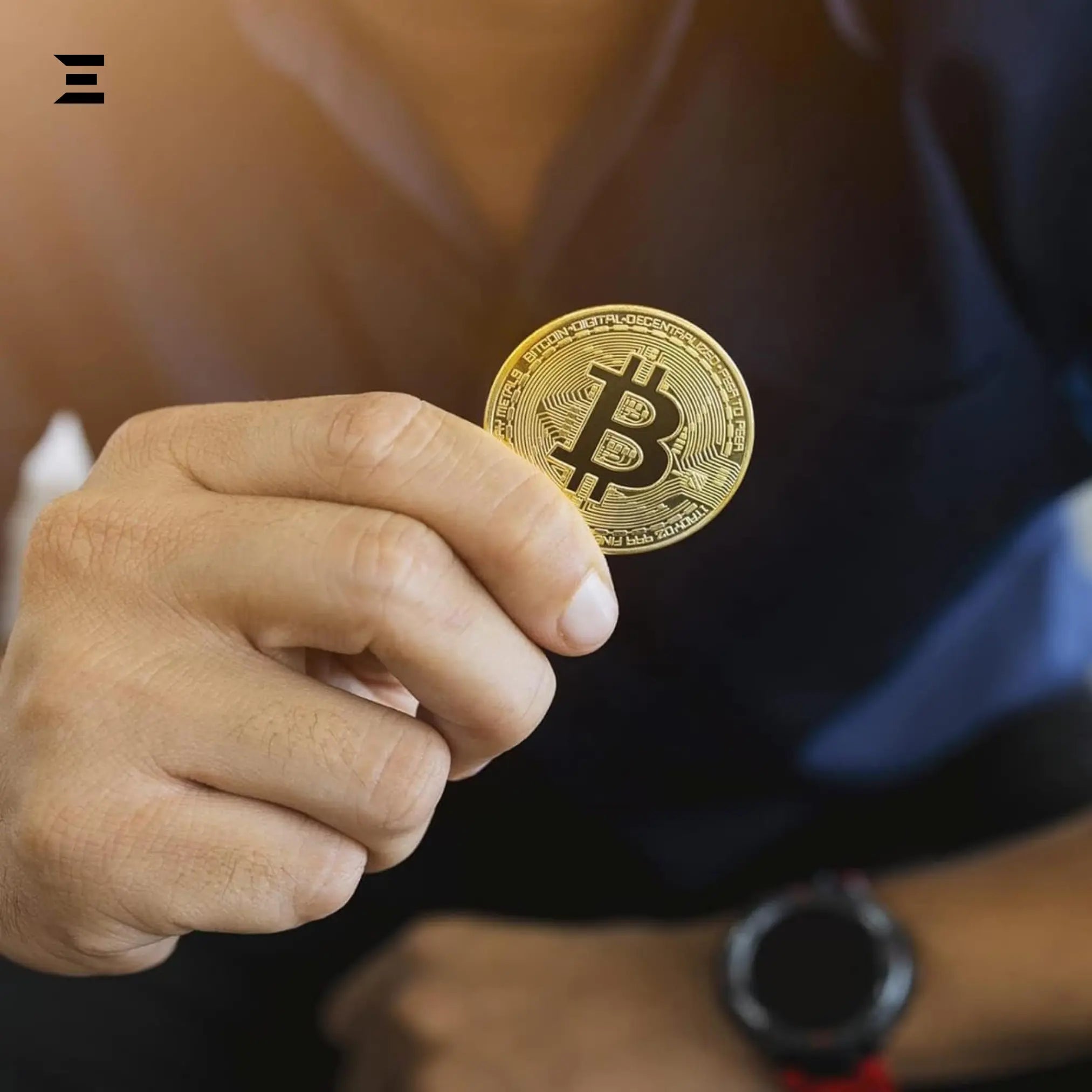 Gold Bitcoin Collectible Coin – 24K Gold Plated Limited Edition with Case - IBRELIA